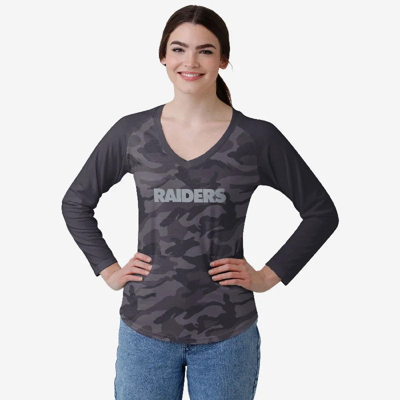 Las Vegas Raiders Womens Wordmark Tonal Camo Raglan T-Shirt